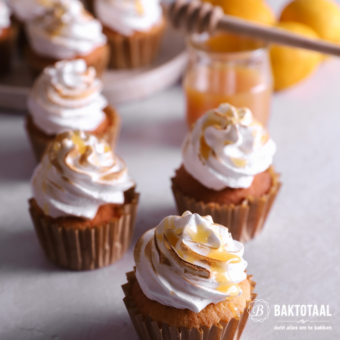 Lemon meringue cupcakes met Brand New Cake recept