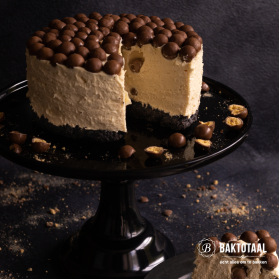 Witte chocolade cheesecake met Baileys en Maltesers recept